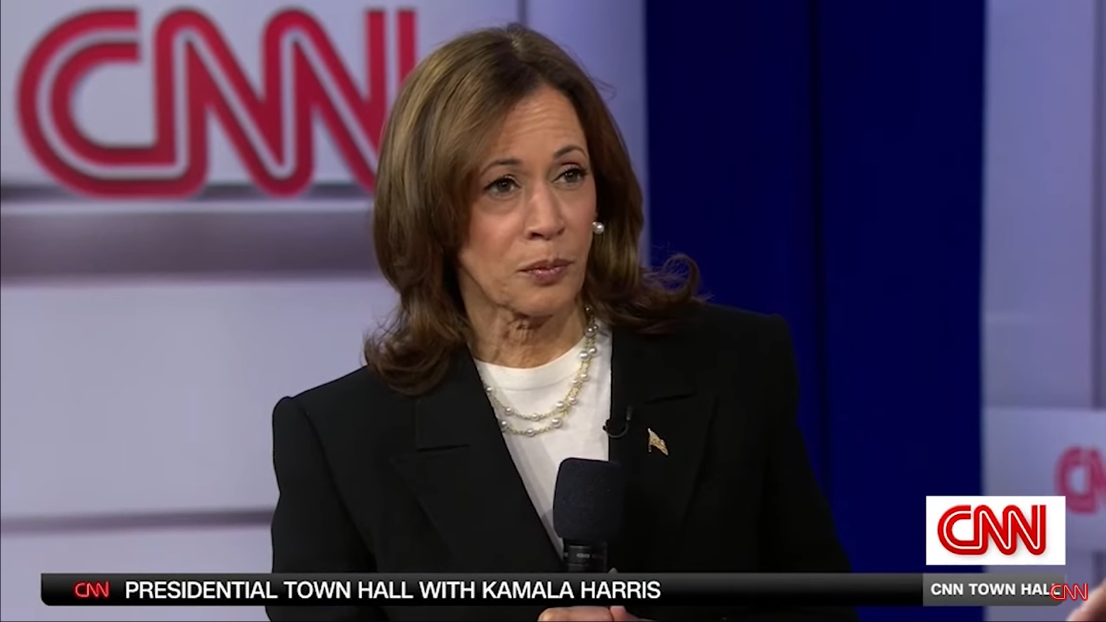 Kamala Harris Keeps Reminding Voters She’s ‘Joe Biden 2.0’