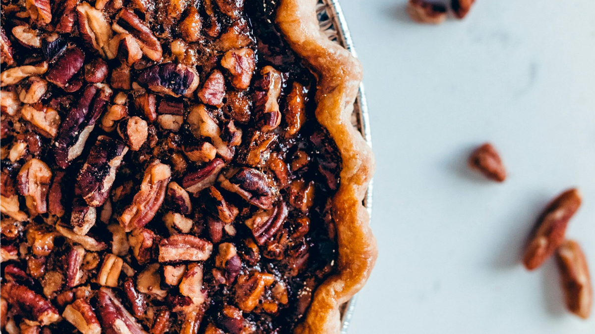 I Will Be Having This Chocolate Bourbon Pecan Pie At Every Single Holiday Dinner This Year
