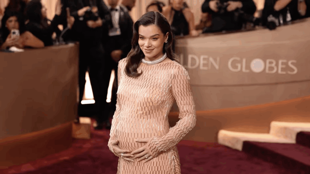 Imagine If More Celebs Modeled Marriage And Pregnancy (In That Order) Like Josh Allen And Hailee Steinfeld
