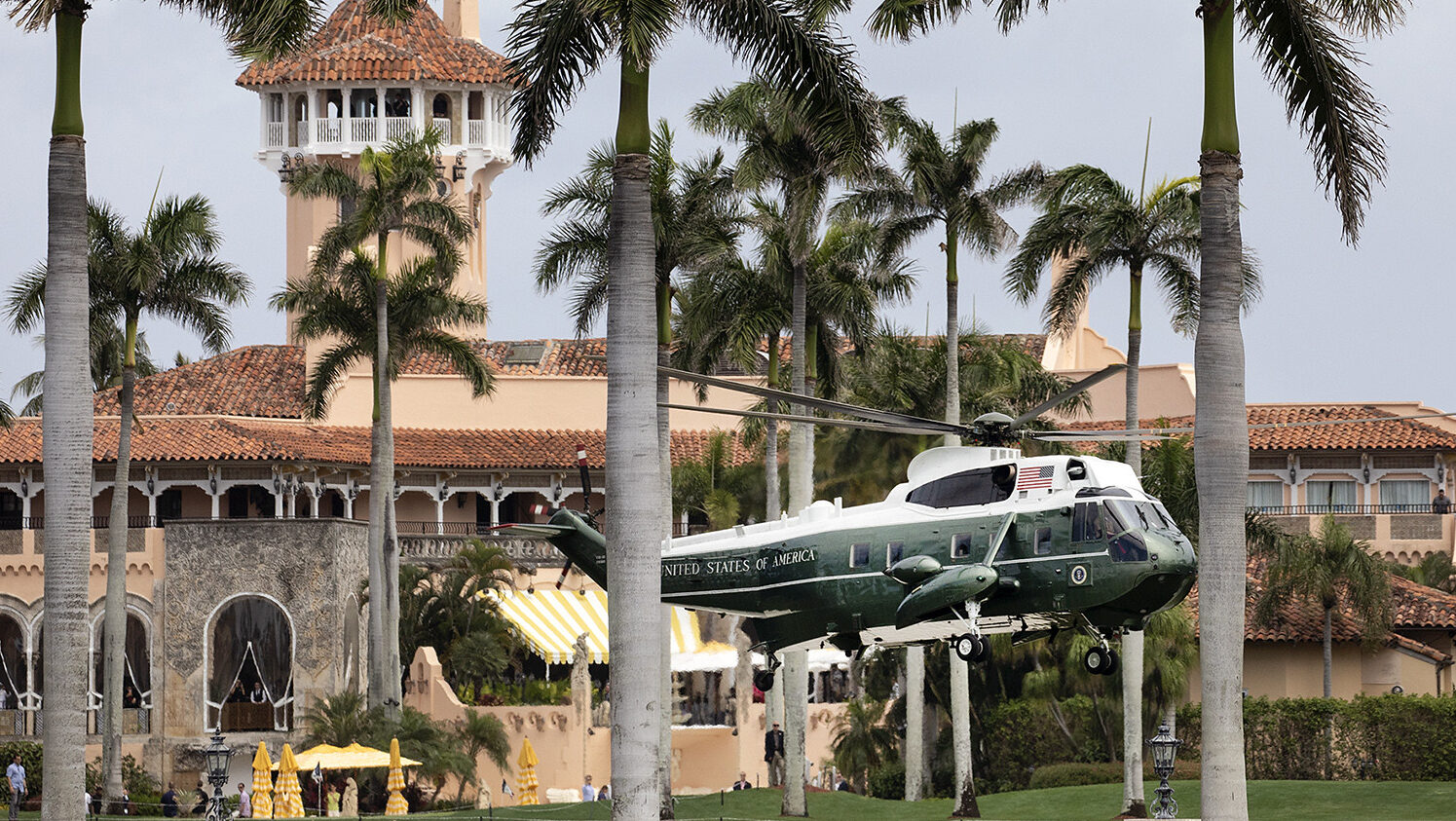 Corporate Media Downplay Another Apparent Assassination Attempt Against Trump – The Federalist Corporate Media Downplay Another Apparent Assassination Attempt Against Trump – The Federalist