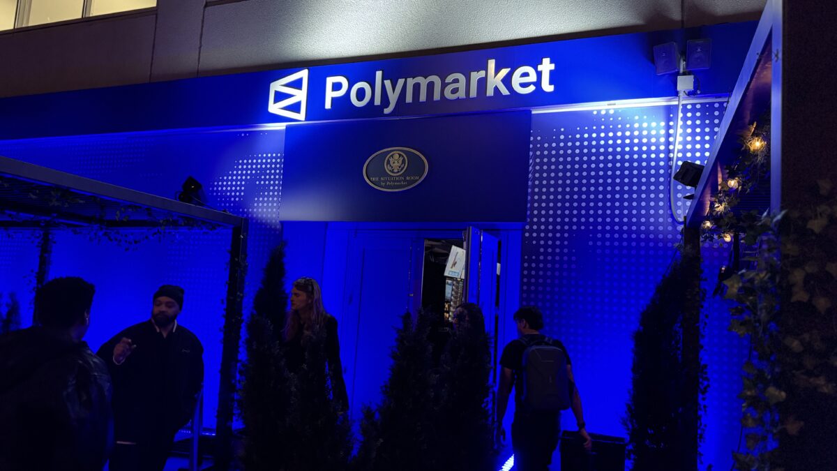 polymarket bar