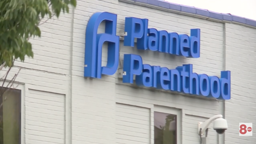 Planned Parenthood Illinois To Pay $500K After Investigation For ‘Segregating Employees By Race’