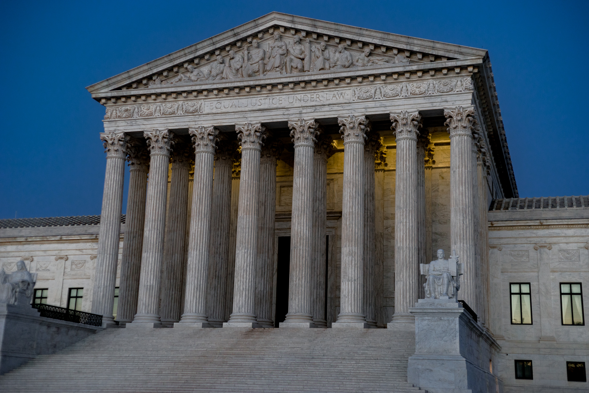 Supreme Court Temporarily Revives FDA Rule Allowing Mailing Of Harmful Abortion Drugs