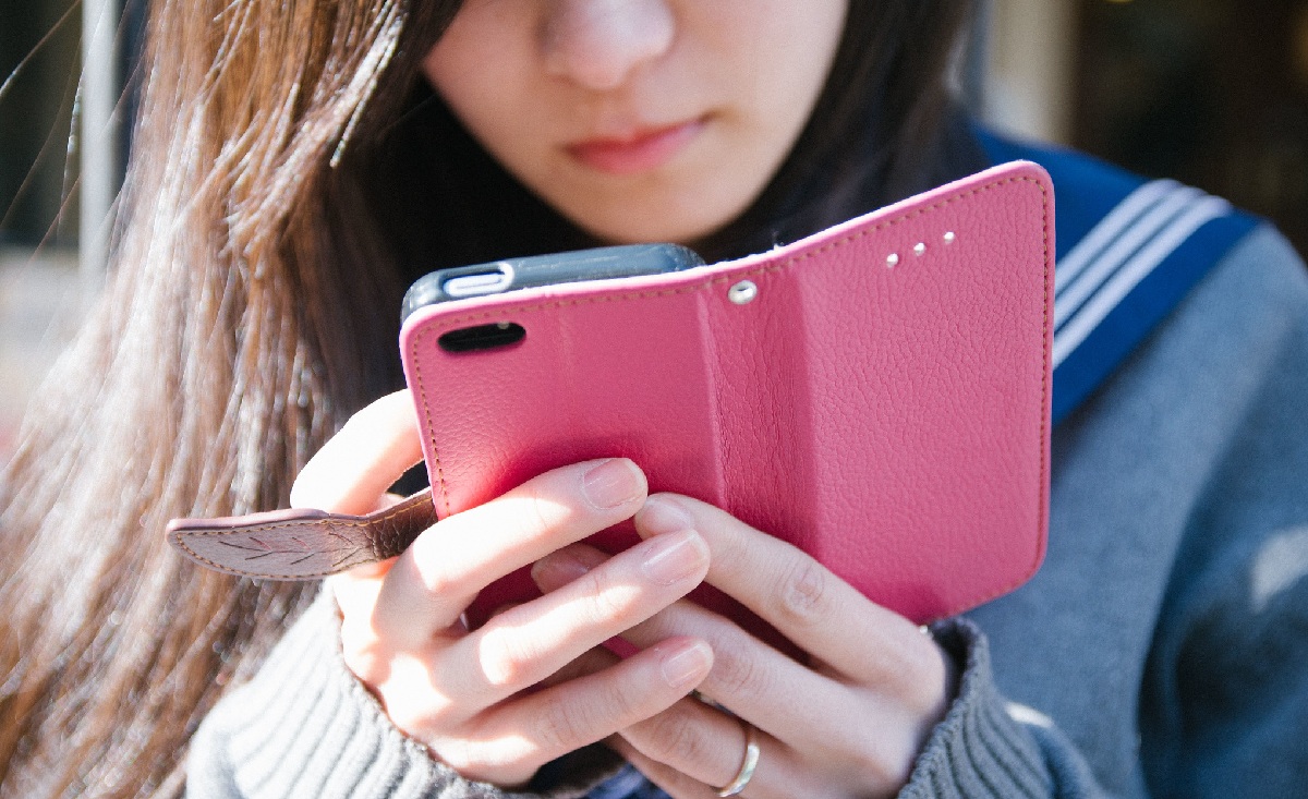 TN Needs To Keep Kids Off Phones During The Entire School Day