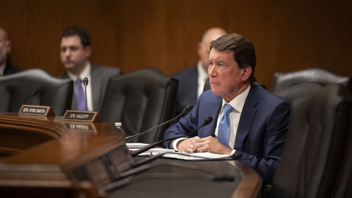 Bill Hagerty at a hearing.